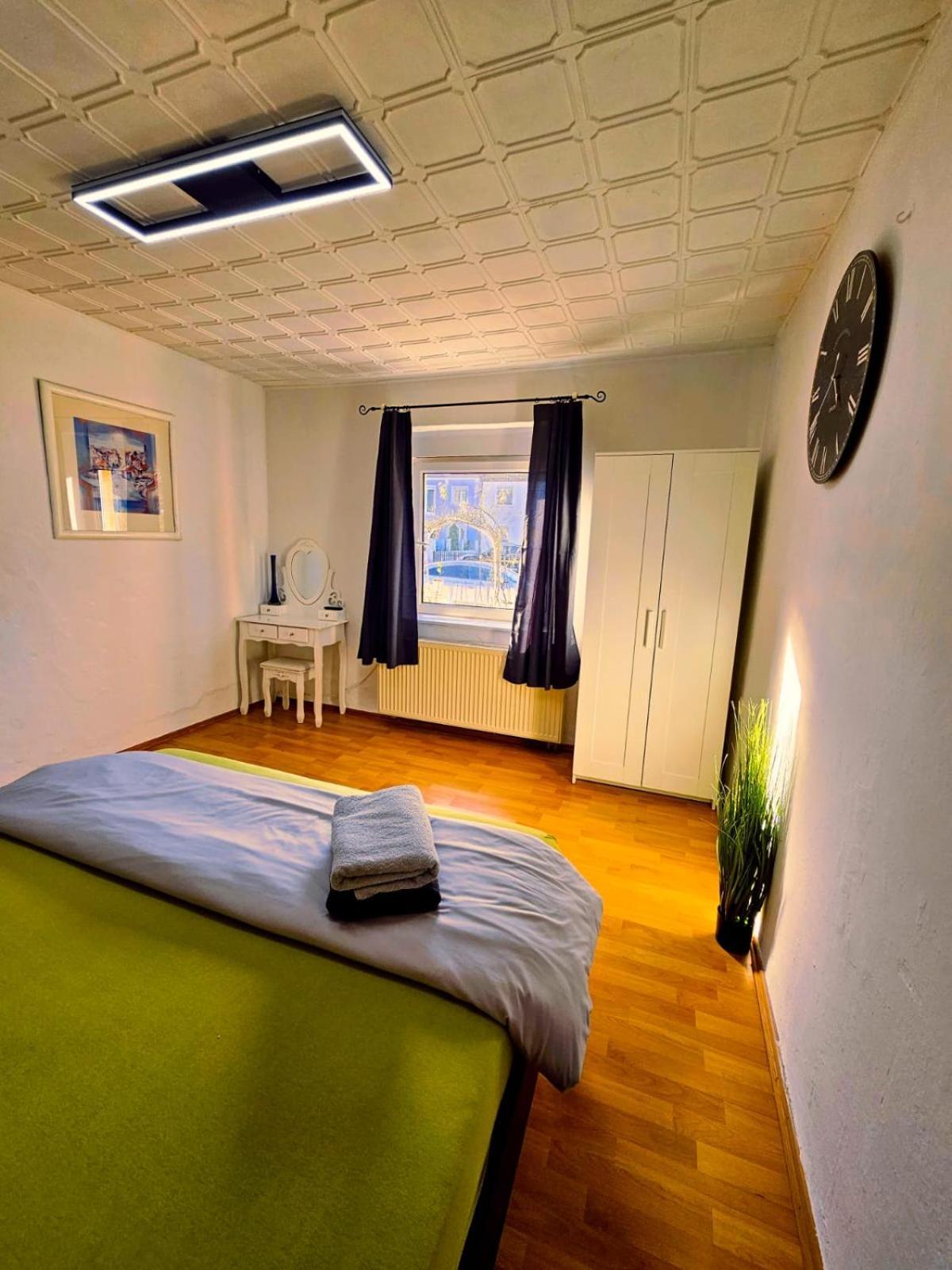 B&R Ferienhaus In Der Naehe Des Flughafens Nürnberg Exterior foto